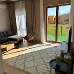 Crown 2 Апартаменты *