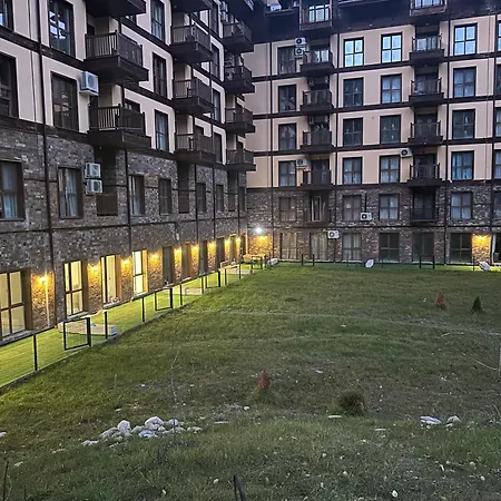 Apartamento Crown 2 *