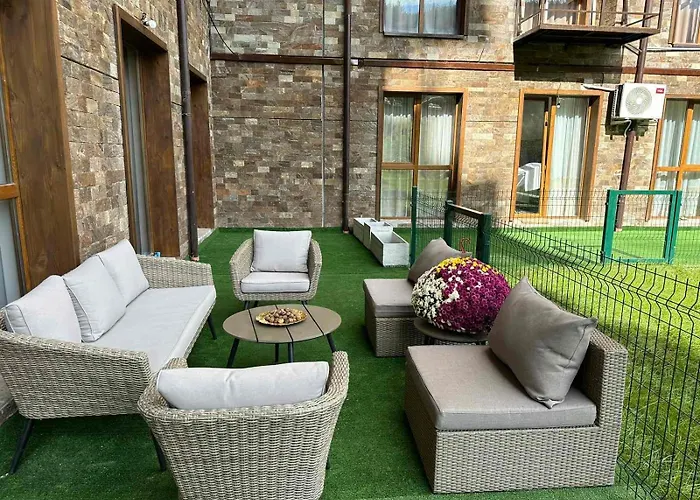 Apartament Crown 2 *