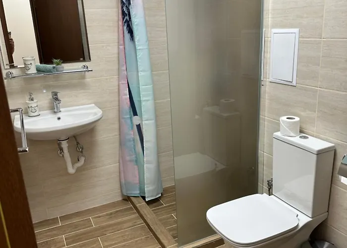 Crown 2 Апартамент *