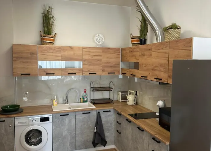 Crown 2 Апартамент *