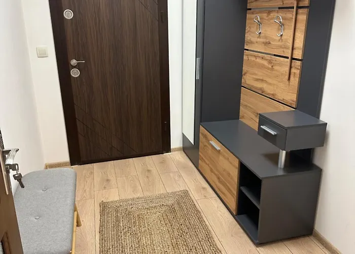 Apartament Crown 2 *